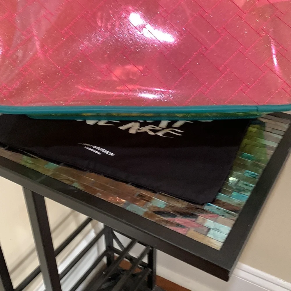 Kurt Geiger London XXL Kensington Vinyl Convertible Shoulder Bag - Picture 16 of 17